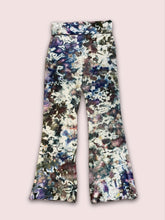 Load image into Gallery viewer, Black &amp; Blue Yoga pants &amp; shirts