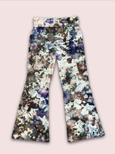 Load image into Gallery viewer, Black &amp; Blue Yoga pants &amp; shirts
