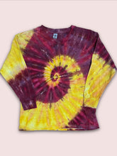 Load image into Gallery viewer, Medium Long Sleeve Shirts