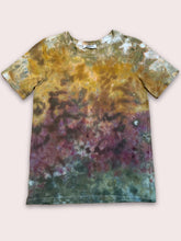 Load image into Gallery viewer, Large Women’s Shirts